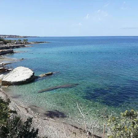 Διαμέρισμα Amazing Beachfront In